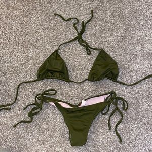Cheeky bikini set